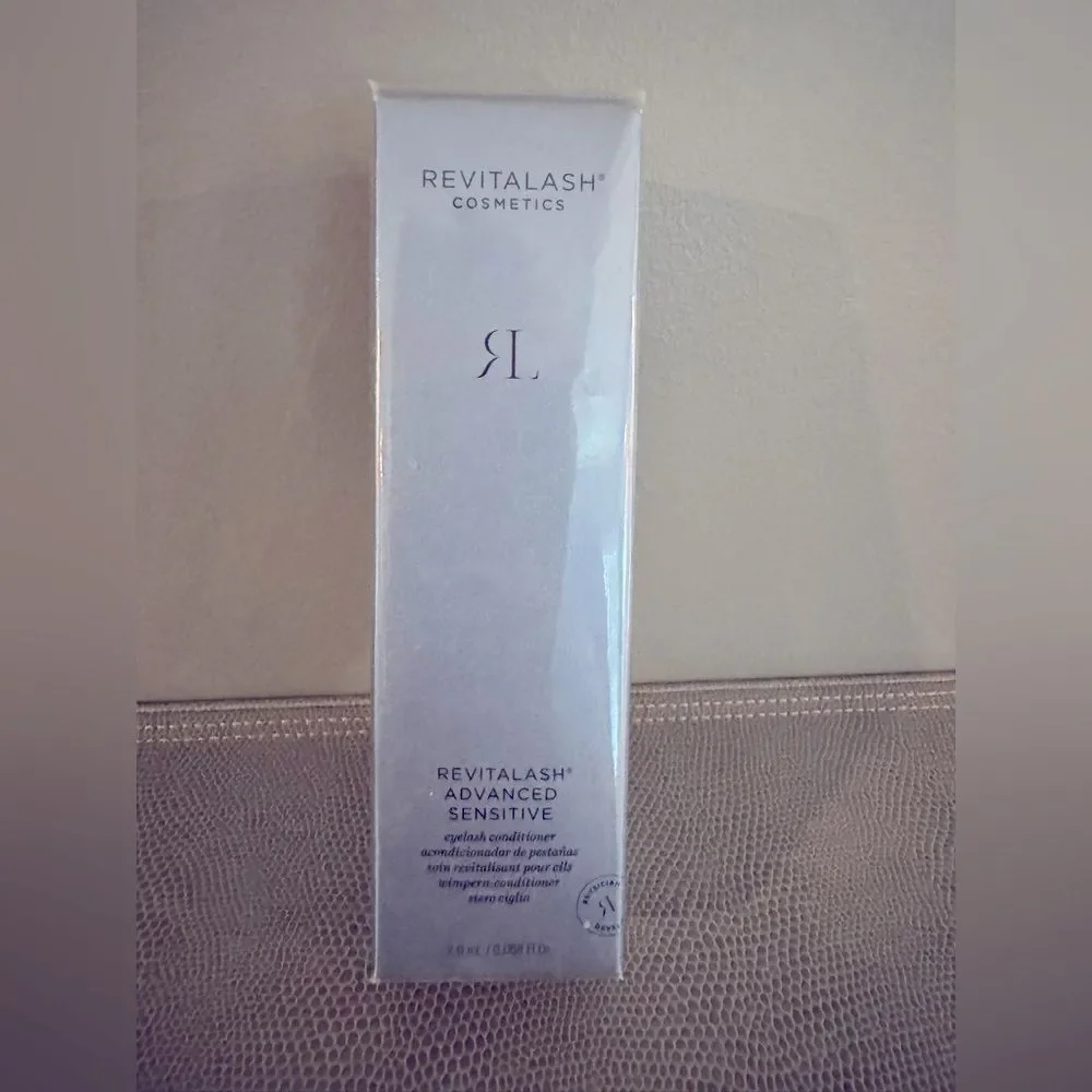 Advanced Sensitive Eyelash Conditioner brand new in box and sealed
